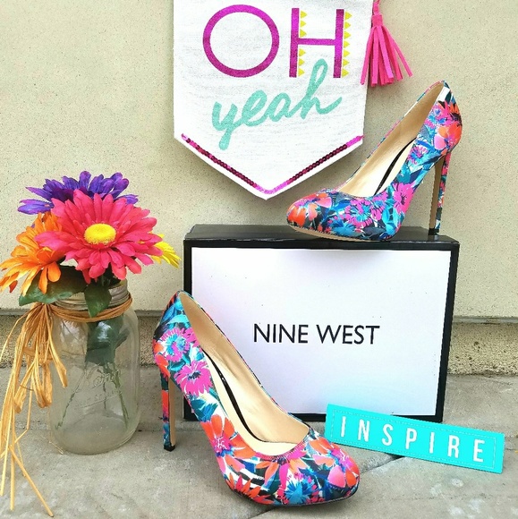Nine West Shoes - Stunning Nine West Vibrant Floral Platform Heels